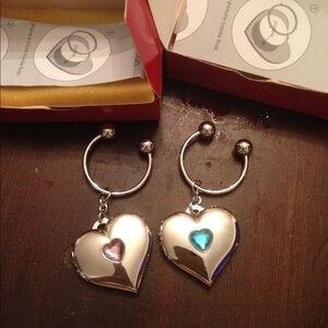 Lockets. 2, NEW.